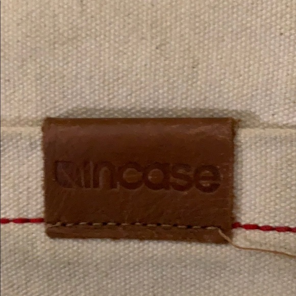 13” Incase Laptop Case - Picture 2 of 3